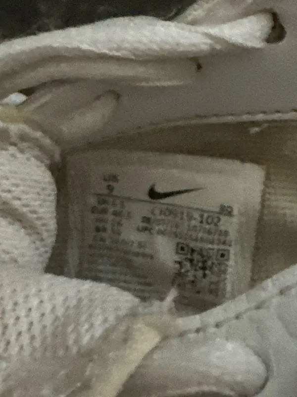 Pink and white Nikes  - Image 4