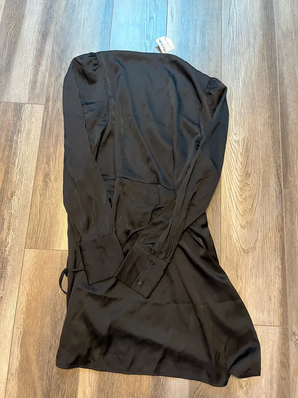 NWT Abercrombie & Fitch Long Sleeve Satin Drapey Dress - Image 3