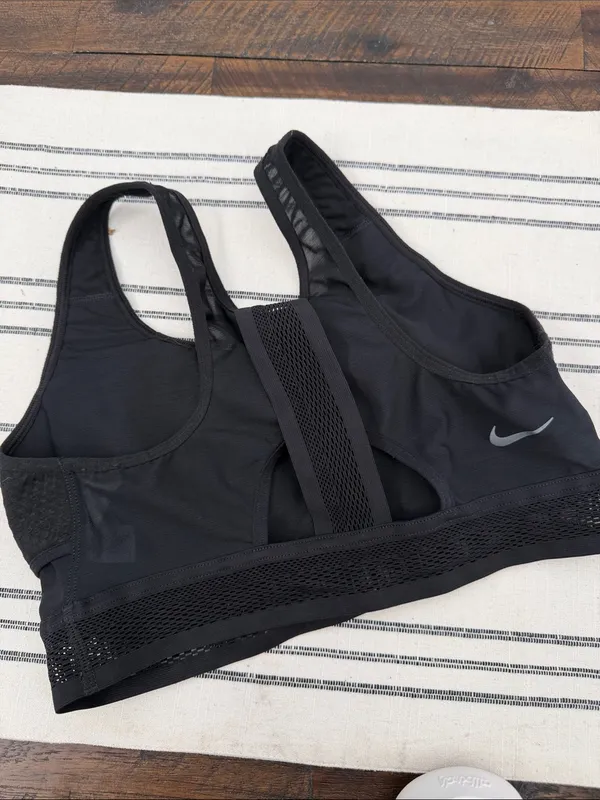 Nike Black Textured Mesh High-Impact Sports Bra - Image 2