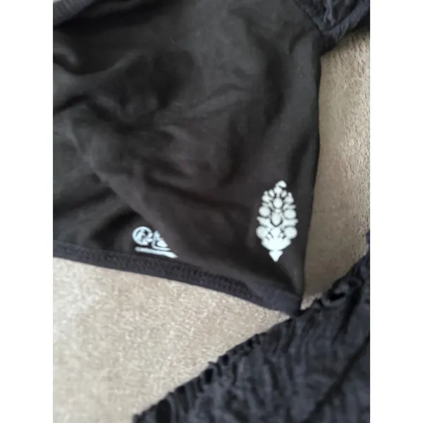 Free People Movement Say The Word Shrug Black XS/S Pointelle Lace Thumbhole Crop - Image 8