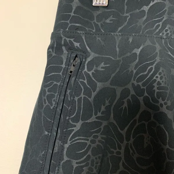 Orvis Floral Print Skort Size Small Black‎ - Image 9