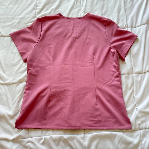 FIGS Casma Scrub Top Pink V-Neck Short Sleeve Technical Collection XL Medical - Image 7