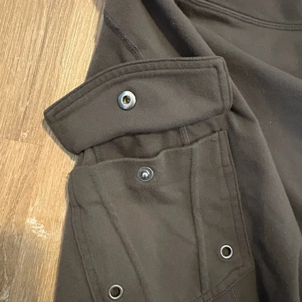 Athleta Oasis Cargo Skort - Image 5