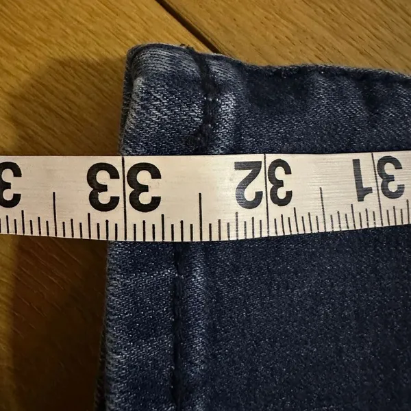 Shyanne embellished flare jeans size 27 women - Image 12