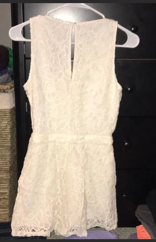 Hollister White Lace Romper - Image 5