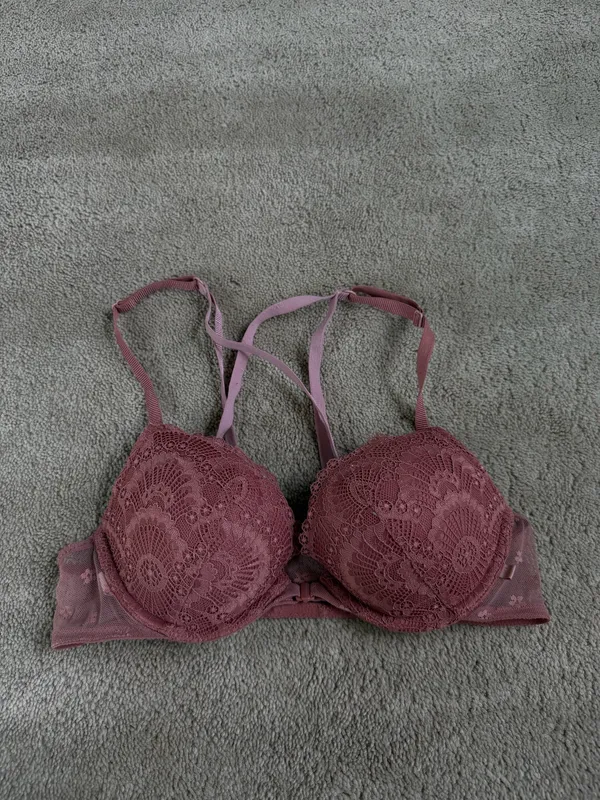 Victoria’s Secret Mauve Lace Push-Up Bra - Image 2