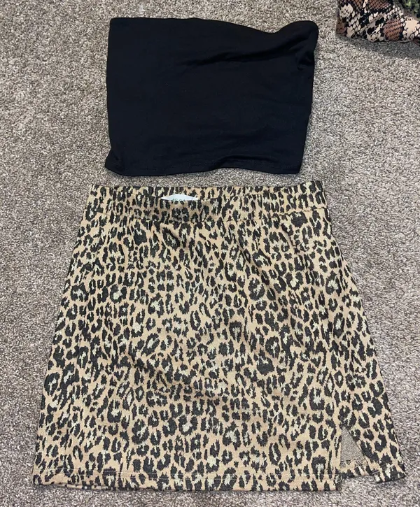 Skirt Size M - Image 2