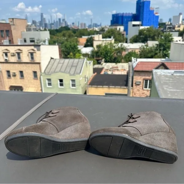 Toms Brown Wedge Booties Size 6.5 Silver Metallic Ankle Boots Minimalist Comfort - Image 3