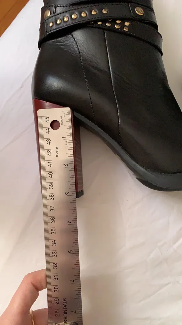 Black leather Boots Size 7.5 - Image 7