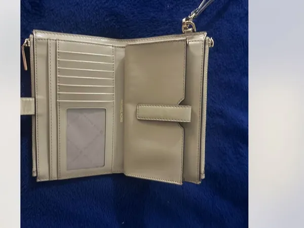 Michael Kors Logo Wristlet Wallet - Image 2