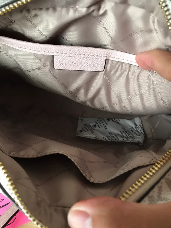 Michael Kors Purse - Image 9