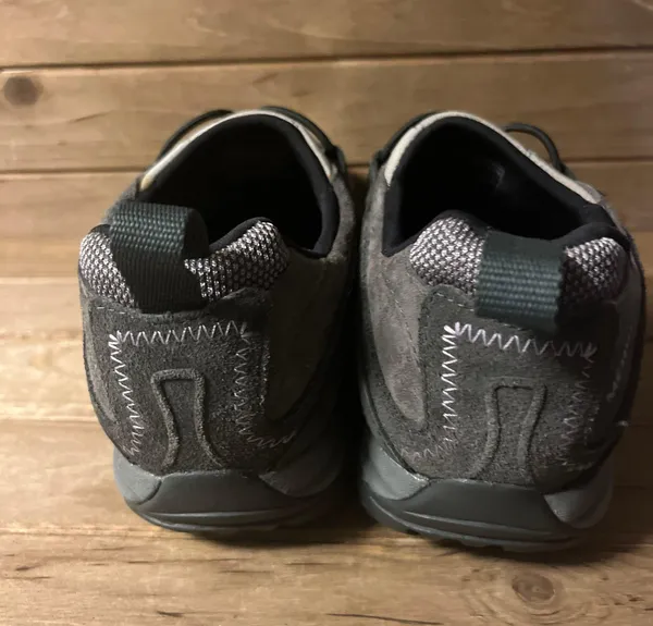 Merrell - Gray Suede Hiking Shoes - Bungee Laces - Women's Size 7 - Image 3