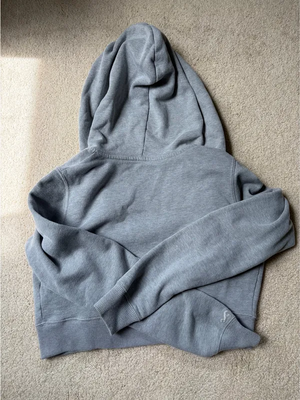 Hollister Crop Zip-Up - Image 4