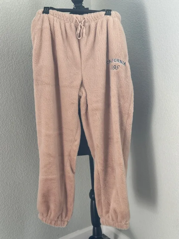 Fuzzy Sweat pants with side pockets Tan Size XL - Image 2