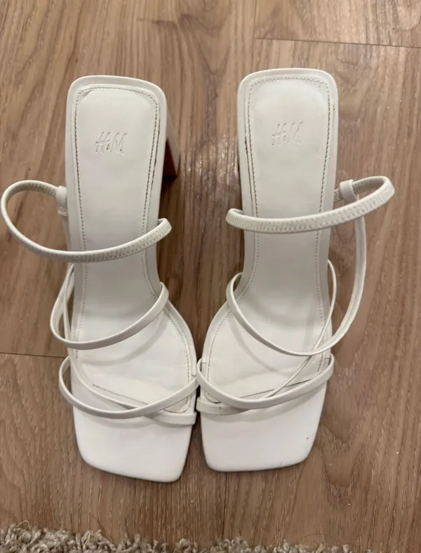 H&M High Heels - Image 4