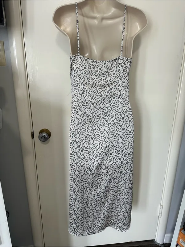 Abercrombie & Fitch White Leopard Print Slip Midi Dress - Image 4