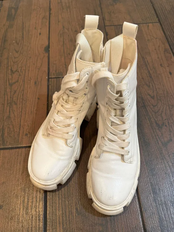 Steve Madden Boots - Image 2