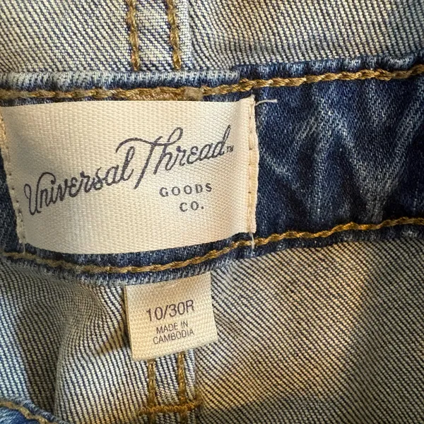 Universal Thread Women's Light Blue Denim Overalls - Image 5
