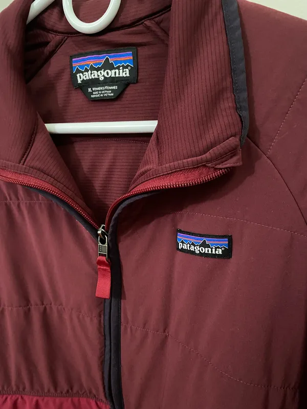 Patagonia Burgundy Red Quilted Jacket - Image 3