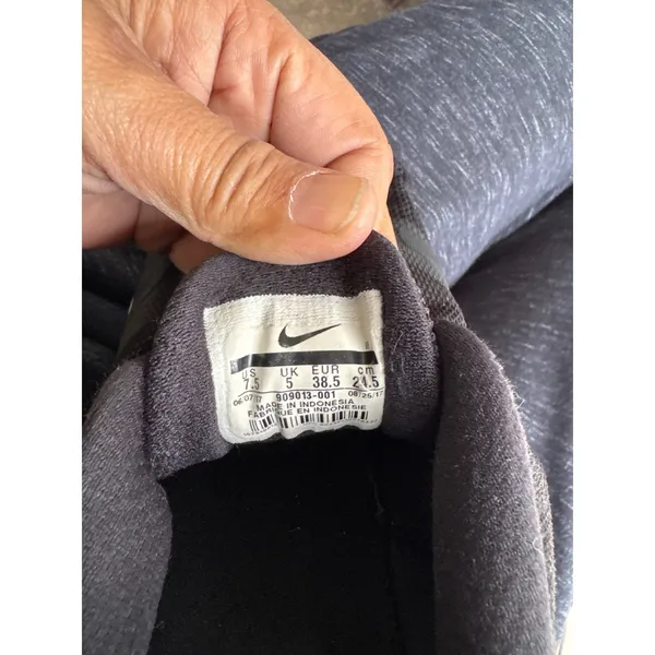 Nike City Trainer‎ Black White Mesh Lace Up Athletic Shoes Women's 7.5 - Image 5