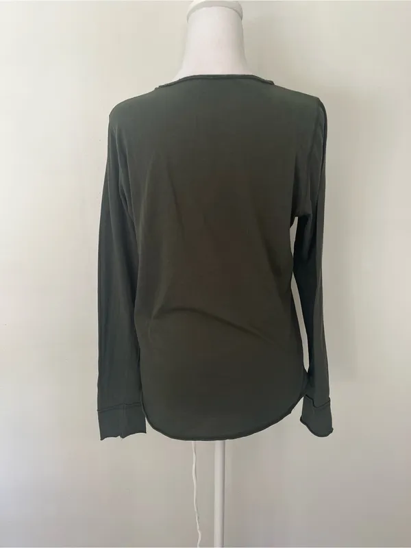 Zadig & Voltaire Olive Green Long Sleeve Tee with Gold Skull Motif - Image 5