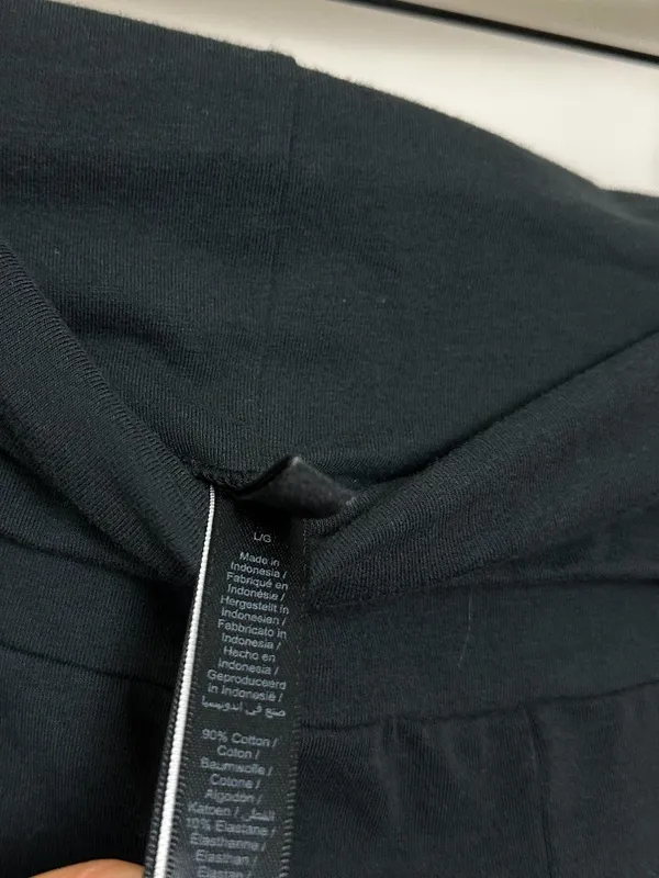 SKIMS Foldover Pants in Soot Black Size Large - Image 5