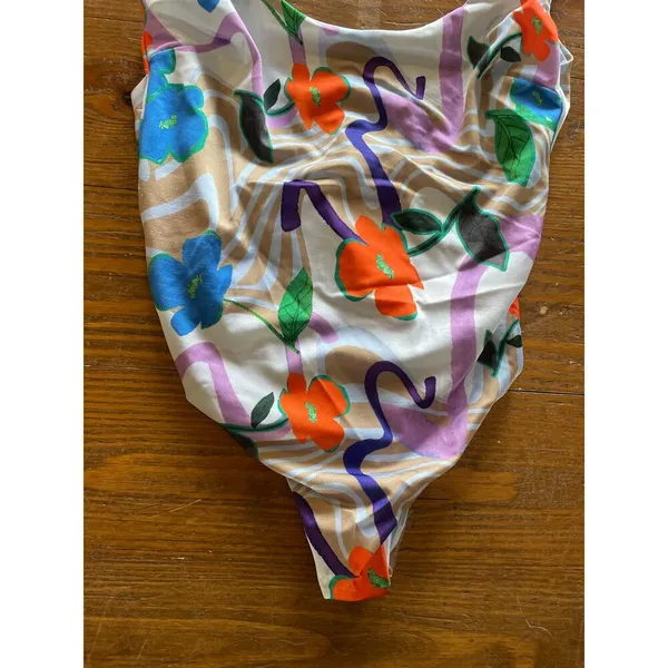NWT ASOS Design Scoop Back Sleek One-Piece Floral Swirl Print, sz 6 - Image 3