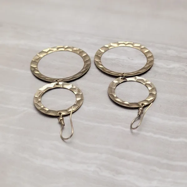 Vintage Hook Earrings Very Long Gold Tone Hammered Pattern - Fair Condition - Image 5