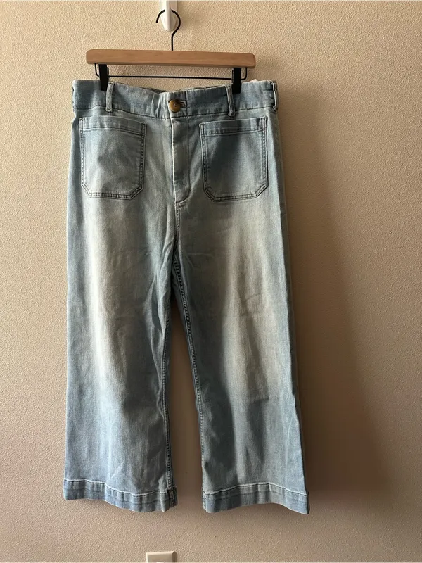 Anthropologie Maeve the Colette wide leg cropped jean light wash size 34 - Image 2