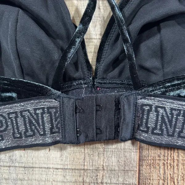 Pink Victoria's Secret Black Crushed Velvet Bralette Silver Logo Band Small Bra - Image 4