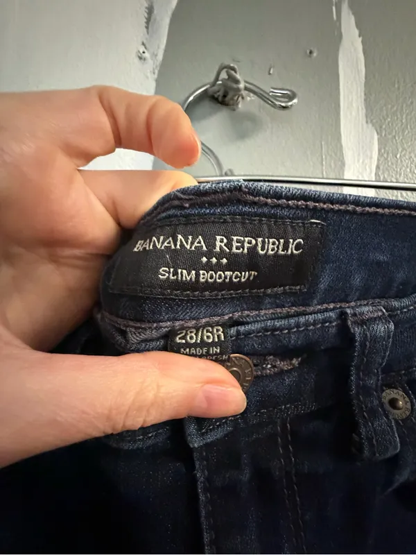 Banana Republic Classic Dark Blue Women’s Slim Bootcut Midrise Jeans - Image 5