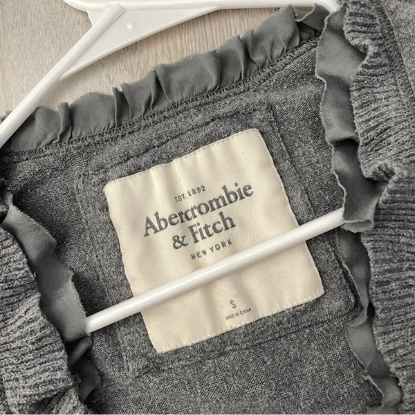 Abercrombie & Fitch Cardigan Sweater ruffle open womens Gray (small) y2k vintage - Image 2