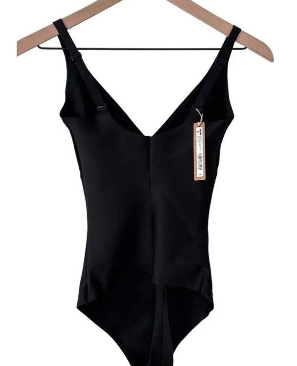 NWT Skims Body Unlined Plunge Bodysuit black Size M ( Sold Out) - Image 4