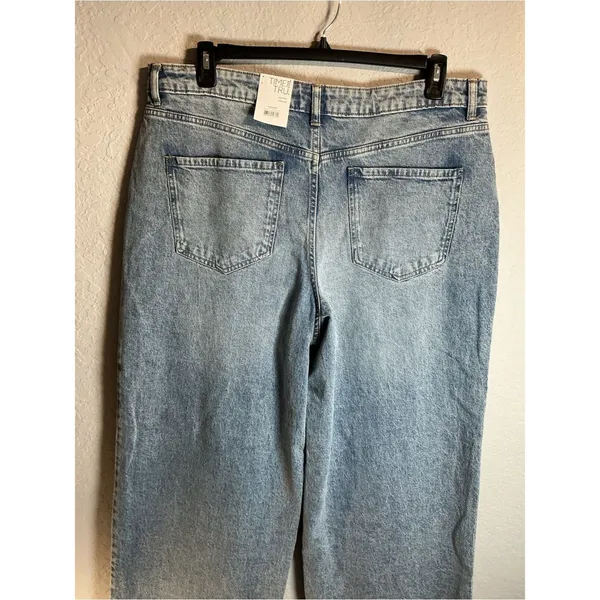 Time and Tru Women Medium Wash High-Rise Wide Leg Jeans NWT Size1 18. - Image 4