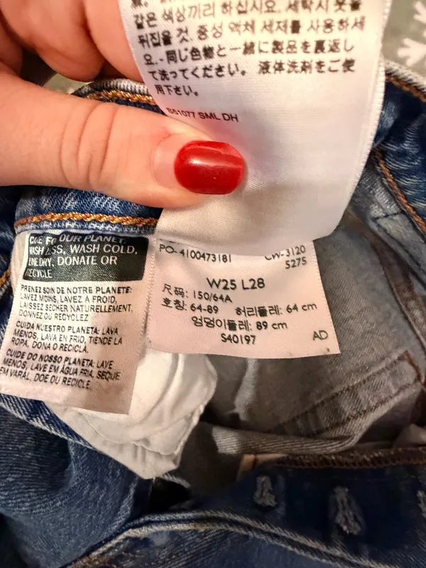 501 High-Rise Levi’s Skinny Jeans - Image 3