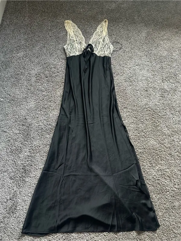 Black Satin Maxi Dress with Cream Lace Bodice - Image 3