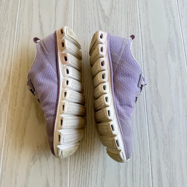 Skechers Women’s 7 Glide-Step Lavender Purple Trainers Sneakers - Image 3