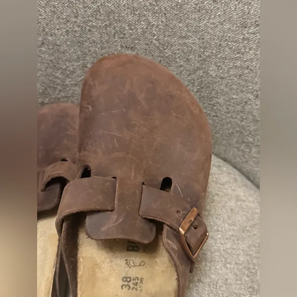 Birkenstock Dark Brown Boston Oiled Leather Clogs - size 38 - Image 4