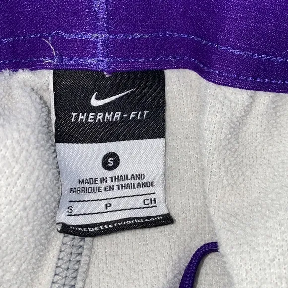 5/$30 🎈 Nike women’s small grey just do it‎ therma fit sweatpants - Image 7