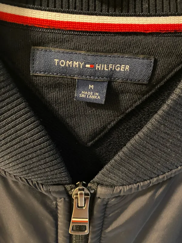 Tommy Hilfiger Men's Black Windbreaker Jacket Tommy Hilfiger Size: M - Image 4