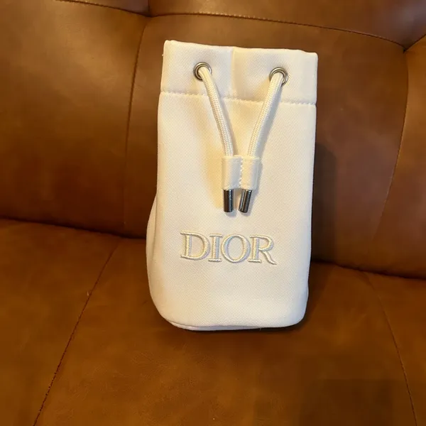 Dior cosmetic pouch - Image 3