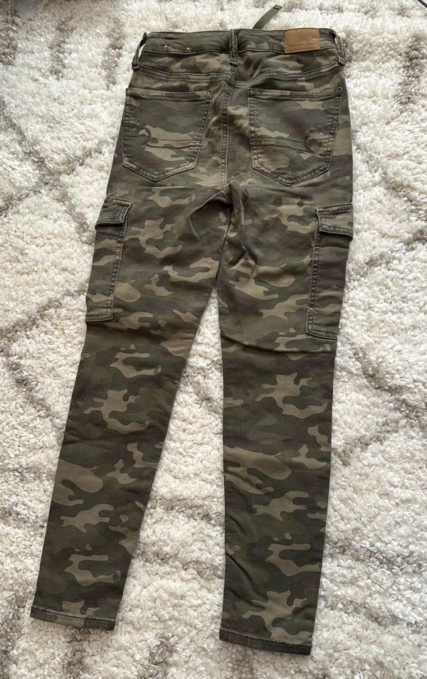 American Eagle Pants Cargo - Image 2