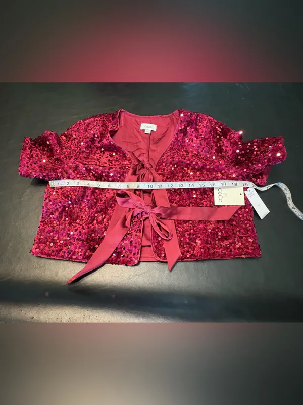 CeCe Cropped Velvet Sequin Short Sleeve Bow Front Top size Medium NWT - Image 8