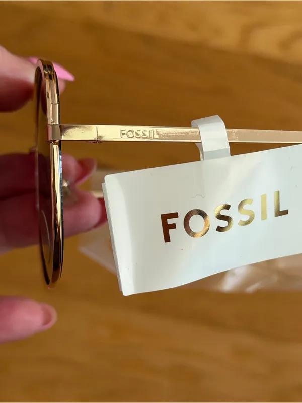 NWT - Fossil - Women's Gold Frame Brown Lens Aviator Sunglasses UV Protected - Image 3