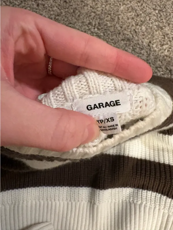 Garage sweater  - Image 2