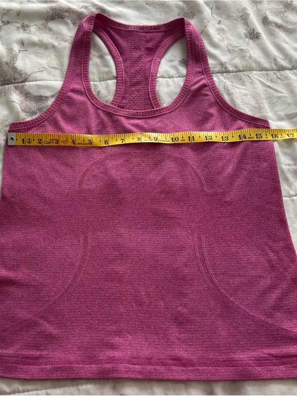 Lululemon Swiftly Tech Raceback Pink Performance Tank Top, size 4 athletic gym - Image 8