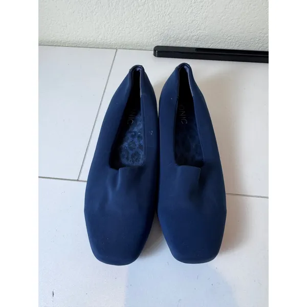 Vionic Powell Navy Blue Slip On Loafer‎ Flats Women Size 6.5 Stretch Minimalist - Image 2