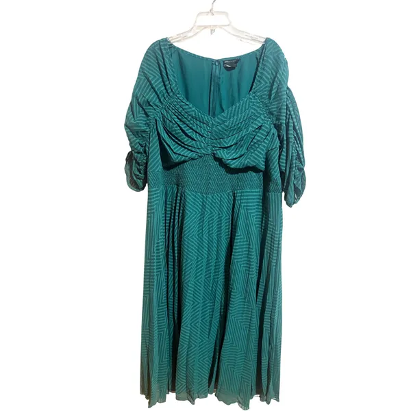 ASOS DESIGN Curve Midi Dress Womens 22 Green Excellent Ruched Chevron Smocked - Image 2