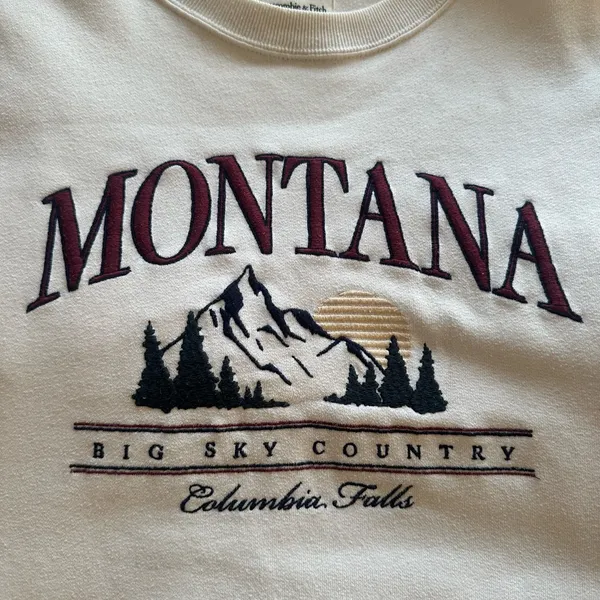 Abercrombie & Fitch White Montana Graphic Sweatshirt - Image 4