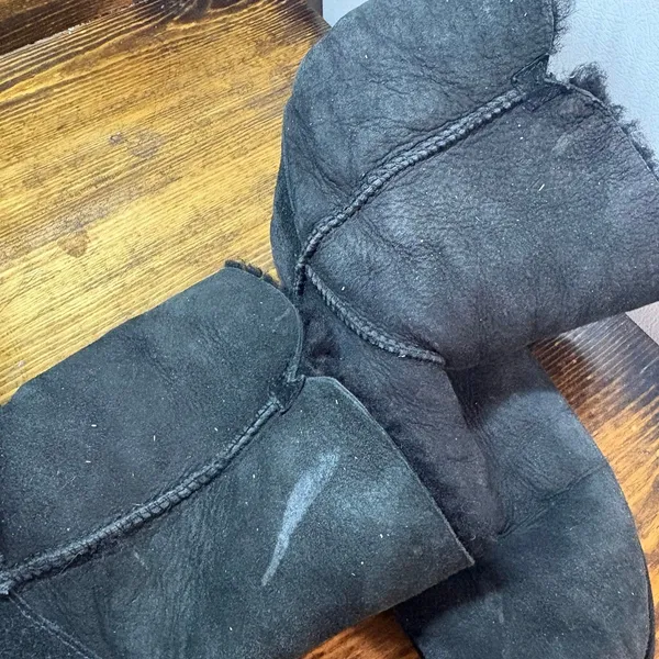 UGG Black Bailey Button Boots‎ Size 9 - Image 4